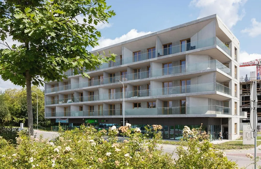 Solaris Park Apartment Tauron Arena By Renters Prestige-1